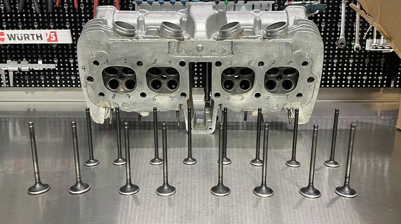 Motorrad-Tuning und Umbau, Abbildung aus der Motorradwerkstatt